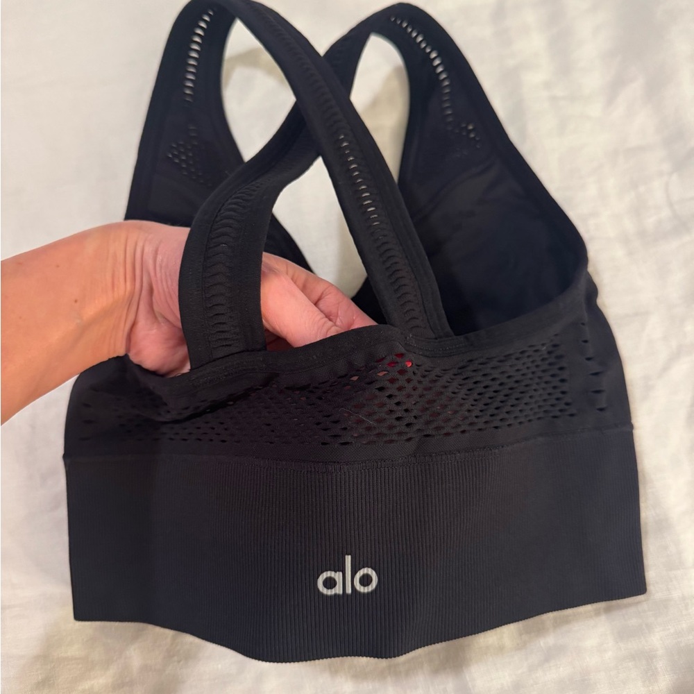 ALO Yoga Black Mesh Sports Bra - Seamless Open Air Bra
